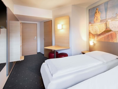 B&B HOTEL Würzburg-City