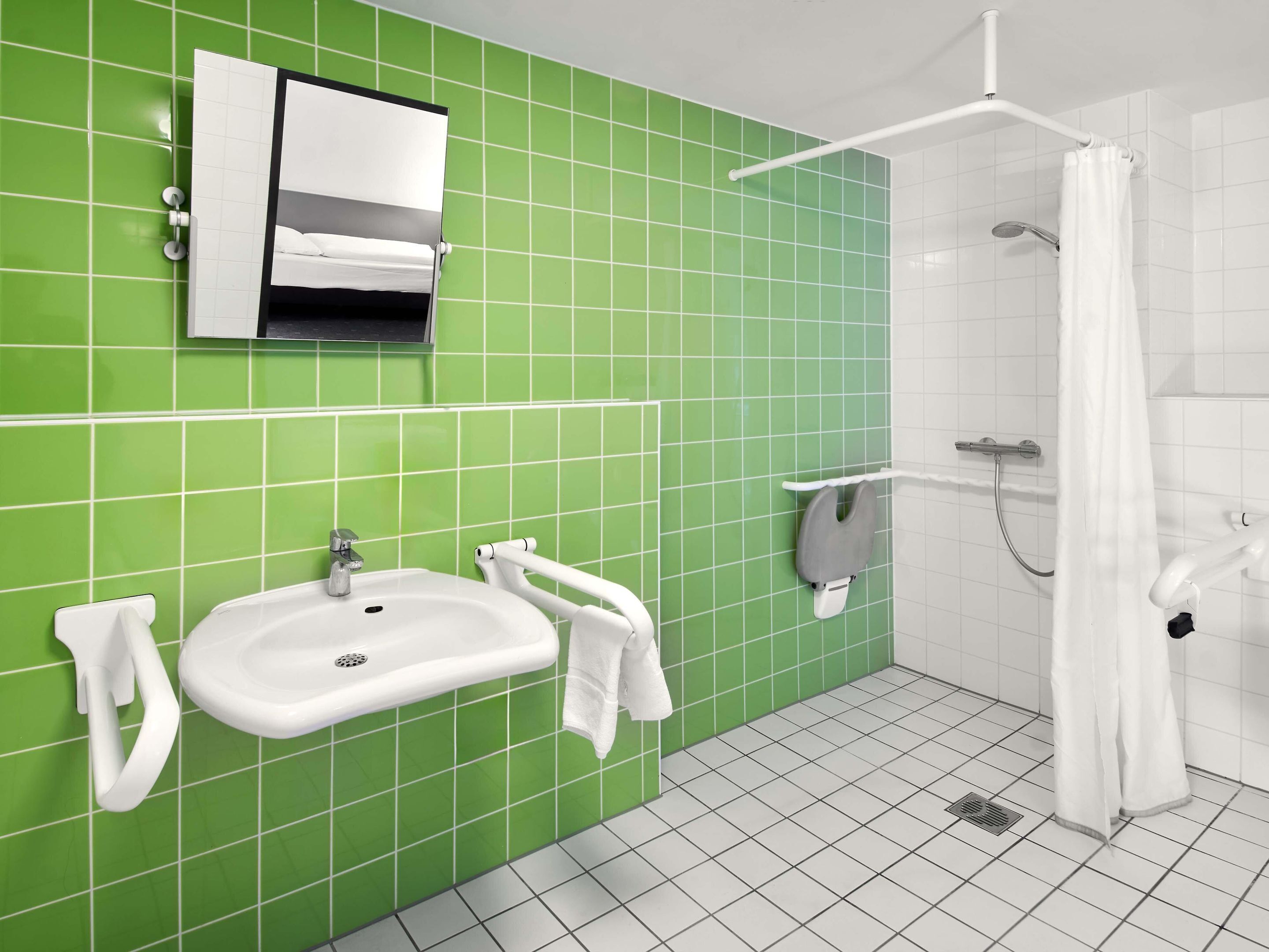 Photo - B&B Hotel Würzburg-City