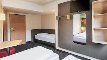 Literie hypoallergénique, bureau, Wi-Fi gratuit, draps fournis