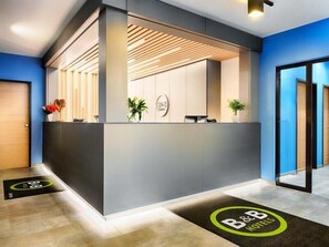 Lobby - B&B Hotel Kempten (Kempten)