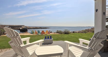 Sunrise Cove: Esteetön 180 asteen näkymät Pigeon Cove