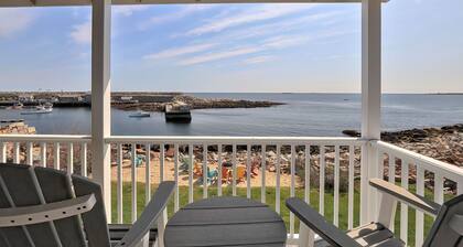 Sunrise on the Cove: Unparalleled Views!