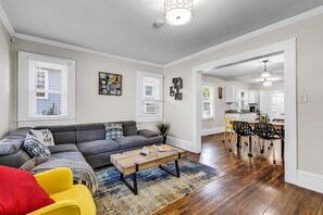 Exclusive Bungalow | Living room - Charlotte Luxury 3BR Home NoDa (Charlotte)