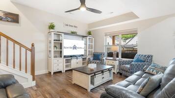 Smart TV, fireplace, video games, DVD player