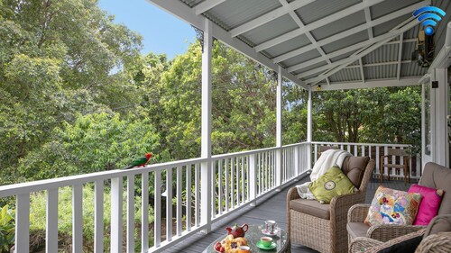 Lilly Pilly Arthouse– Stay 3 Pay 2