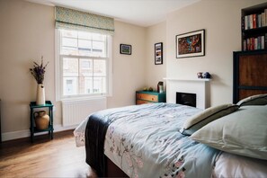 3 habitaciones, tabla de planchar con plancha y wifi gratis 