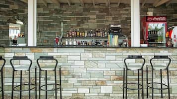 Bar (en la propiedad)