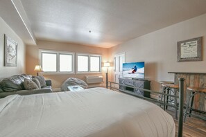 Ferros/tábuas de passar roupa, Wi-Fi, roupa de cama