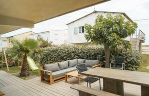Outdoor dining - CHALET DU PAPA GRUISSAN PLAGE - SEA VIEW - 50 METERS FROM THE BEACH (Gruissan)