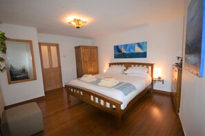Cottage | Interior - High Street Cows (Cowes)
