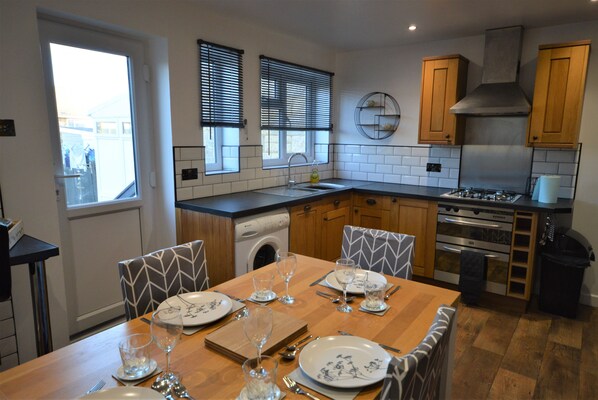 คอทเทจ | ภายใน