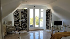 Unclassified image, 5 of 40, button - Littlestairs (Shanklin)