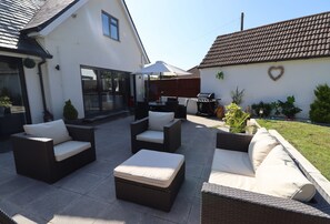 Balcony - Sea Breeze (Cowes)