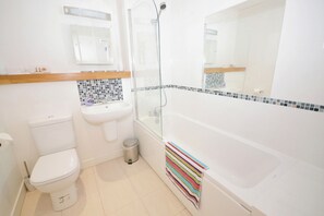 Cottage | Bathroom - The Sanctuary (Sandown)