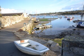 Cottage | View from property - The Stables (Ryde)