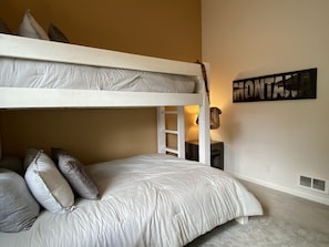 Condo (MH206) | 2 habitaciones y wifi gratis