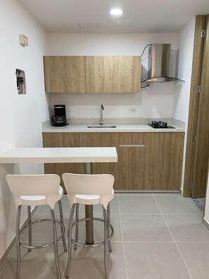 Fridge, microwave, oven, rice cooker - Guatapé Apartamentos A&A Malecón (Guatapé)