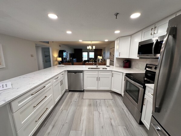 Fridge, microwave, oven, stovetop - "Breakers East 304" Gulf Front 2BR/2BA Beach setup included (Destin)