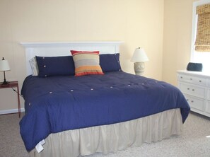 4 bedrooms, iron/ironing board, travel cot, free WiFi