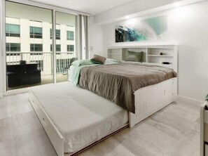 1 bedroom, iron/ironing board, travel cot, free WiFi