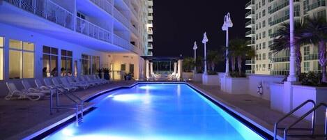 Outdoor pool, a heated pool