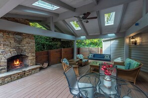 Luokittelematon kuva, 5 kautta 49, painike