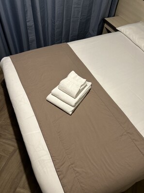 Habitación estándar doble | Wifi gratis y ropa de cama