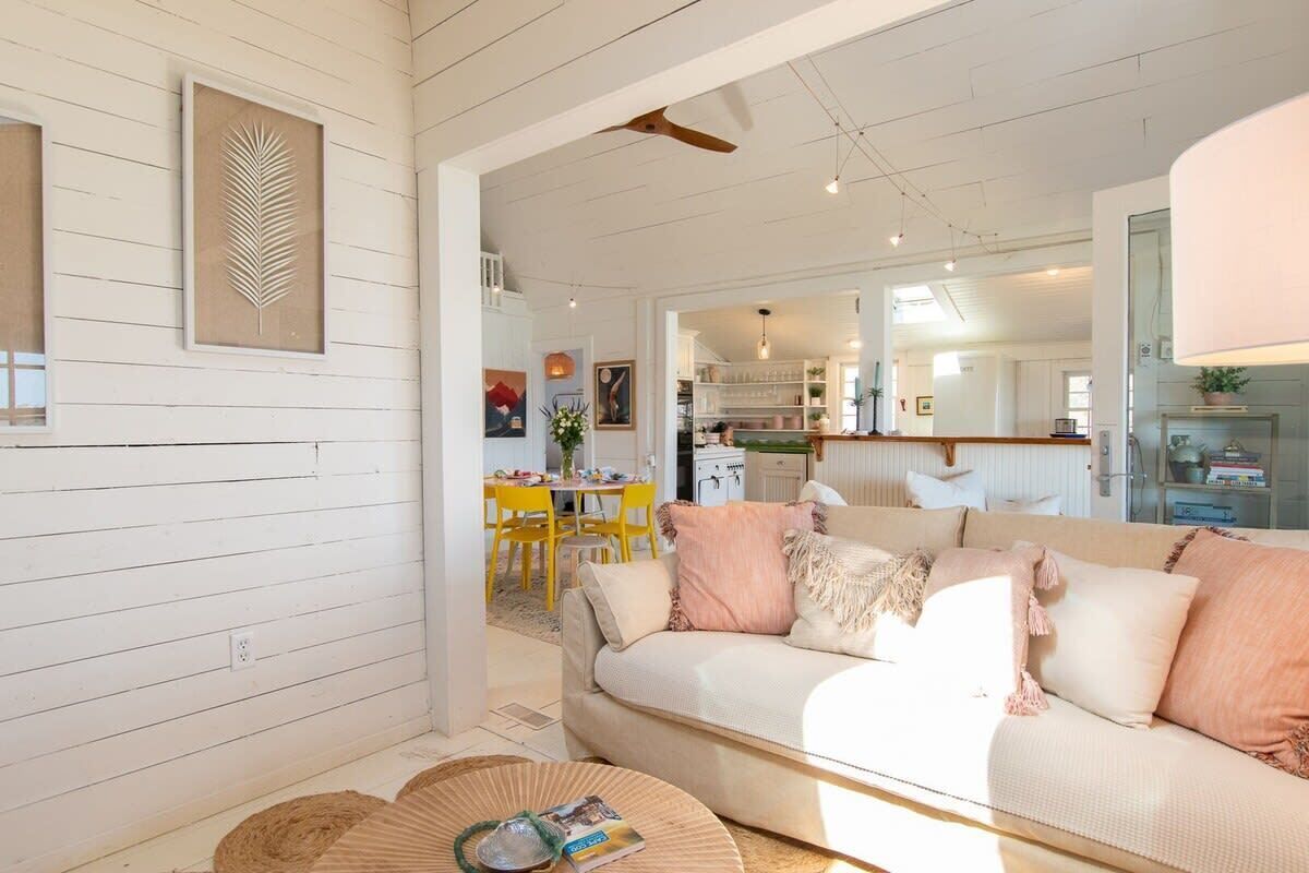 TV, lareira, escritórios