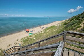 Beach nearby - Walk to Water Hot Tub & Game Room! (Eastham)