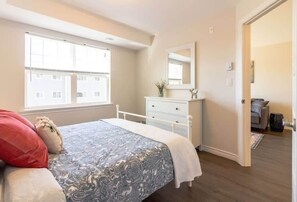 2 chambres, fer et planche Ă repasser, Wi-Fi, draps fournis