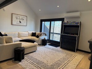 Smart TV, fireplace, video games