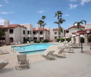 Outdoor pool, a heated pool