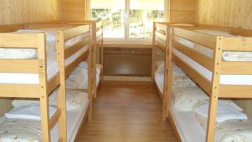 Gemeinsamer Schlafsaal, 1Â Einzelbett, Gemeinschaftsbad