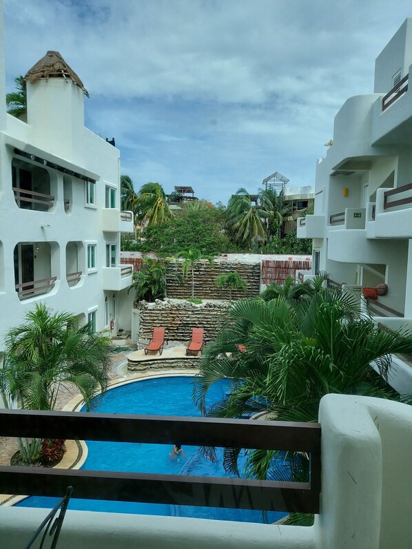 Outdoor pool - Playakaan 18 (Playa del carmen)