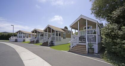 Cozy Vacation Cottage 400 at Pismo Sands RV Resort