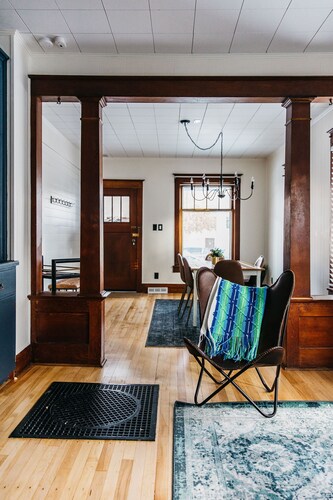 Olde Town Piano House