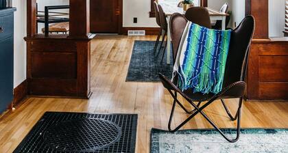 Olde Town Piano House