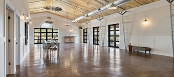 Panoramic Views ~ One Of A Kind Retreat ~ Outstanding Hill Country Location!