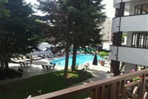 Outdoor pool - Villa Mare Hotel (Nessebar)