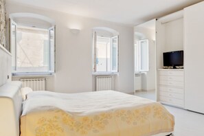 2 habitaciones, tabla de planchar con plancha y wifi
