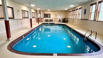 Innenpool, beheizter Pool
