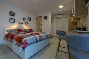 1 غرفة نوم وخدمة الإنترنت