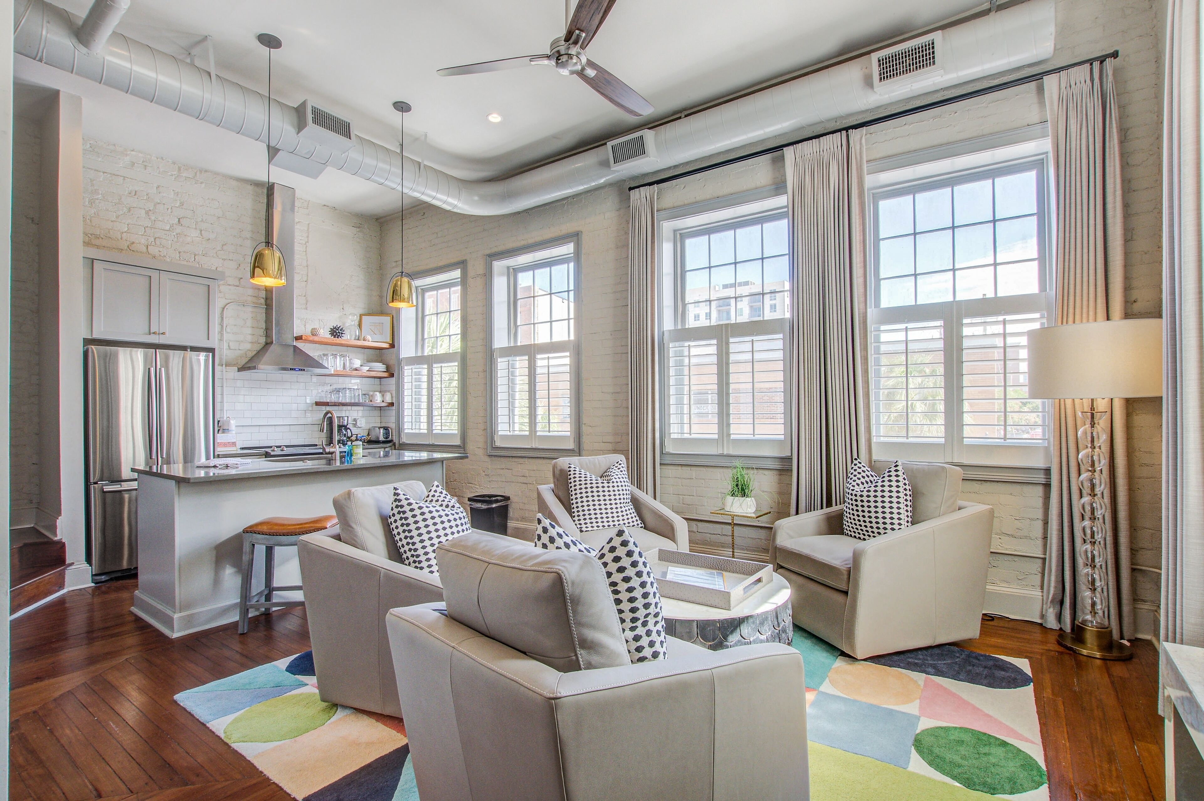 Amazing suite on lively King Street with expansive deck - walkable locale