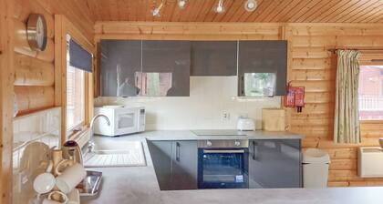 Paradise Lodge-UK31996