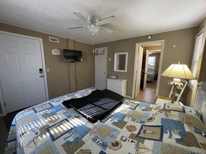 5 bedrooms, Internet, bed sheets