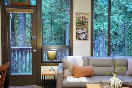 Mt. Baker Condo | Indoor Pools + Hot Tubs