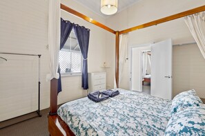 4 bedrooms, iron/ironing board, travel cot, free WiFi