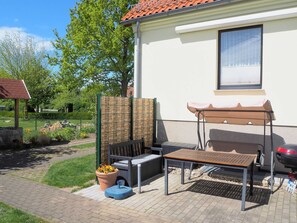 Outdoor dining - Eggers, Sabine Fewo, Deutschland (Insel Poel)