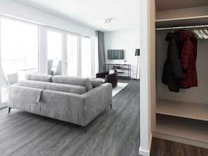 Imagen sin descripción, 3 de 21, botón