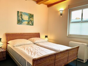 2 bedrooms, WiFi